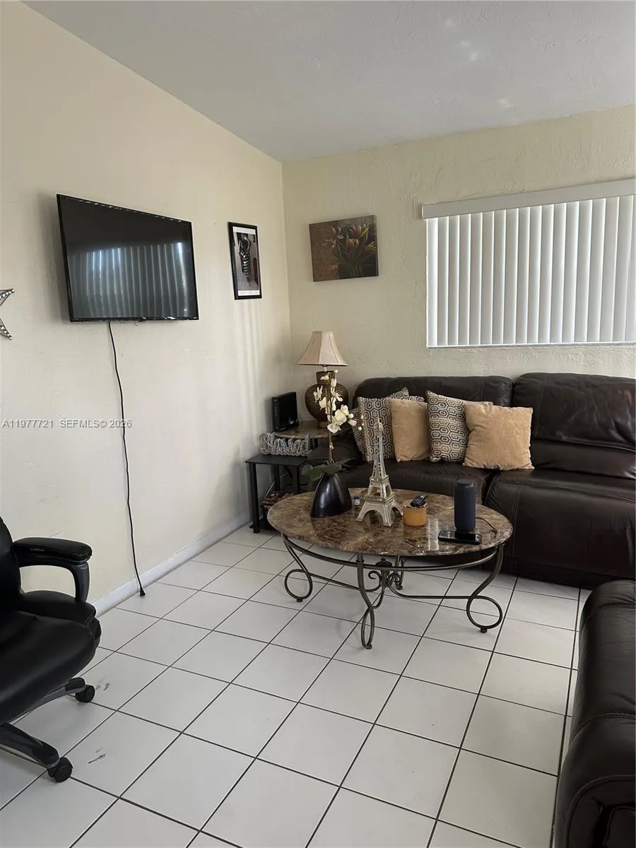 10761 SW 221st St, Miami, FL 33170 photo 8