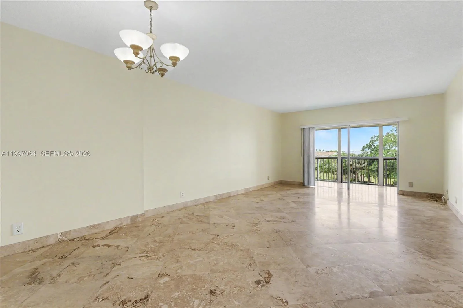 4200 Hillcrest Dr # 408, Hollywood, FL 33021