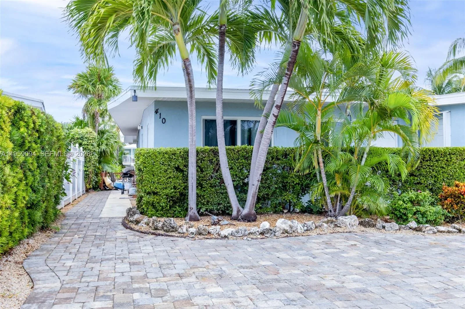 410 10th St, Key Colony, FL 33051 photo 3