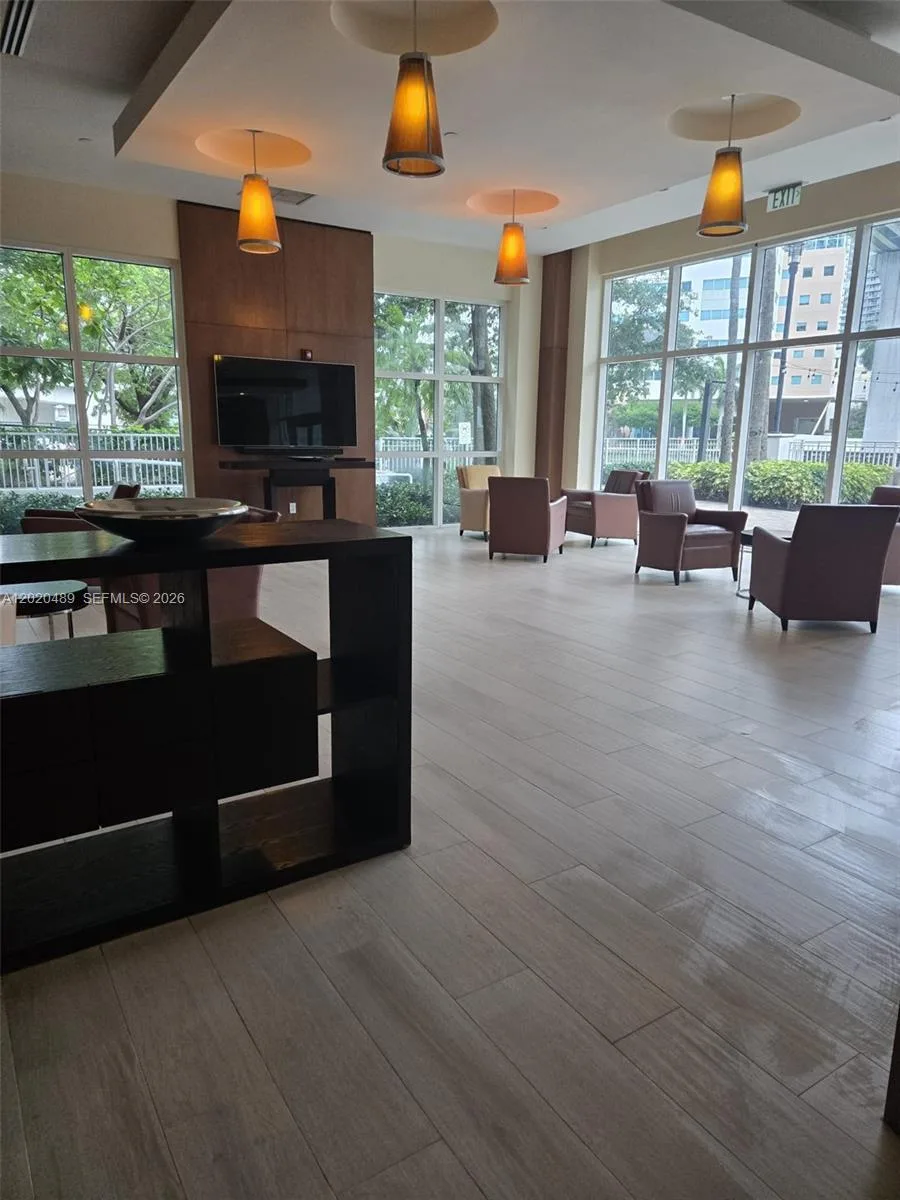 41 SE 5th St # 815, Miami, FL 33131 photo 13