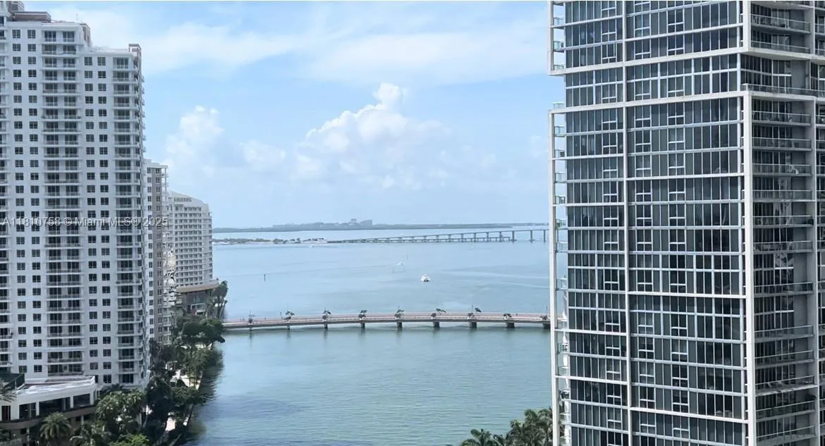 300 Biscayne Blvd Way # 1805, Miami, FL 33131 photo 4