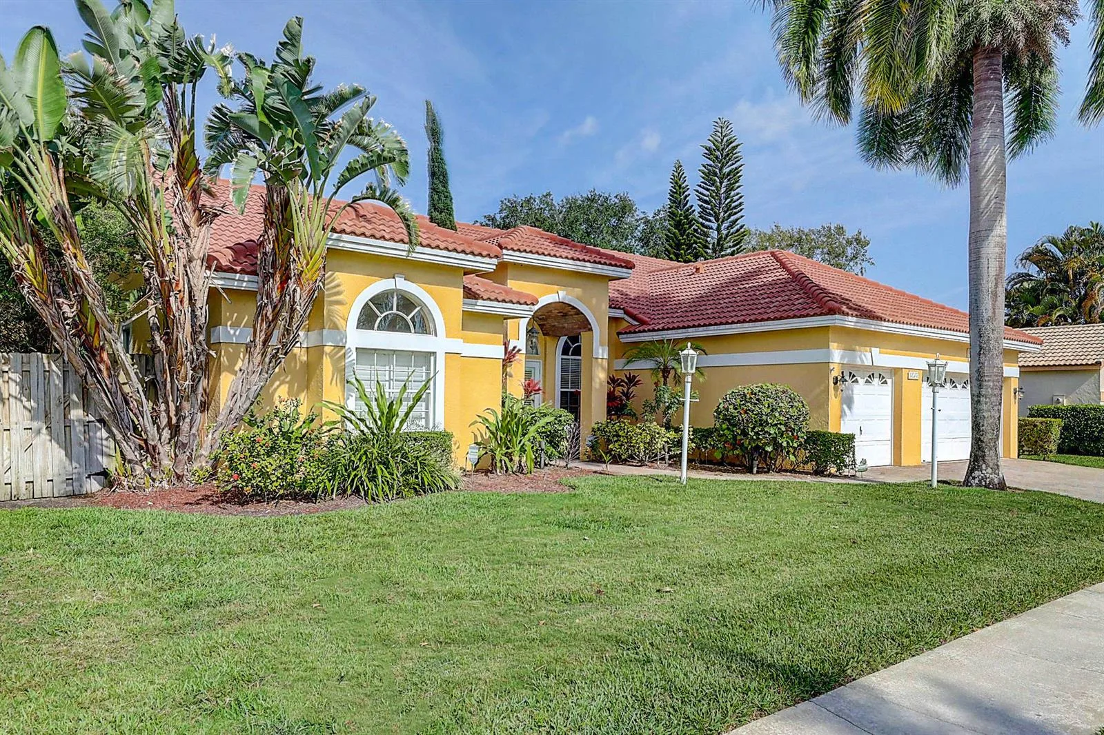 10207 Allamanda Boulevard, Palm Beach Gardens, FL 33410 photo 2