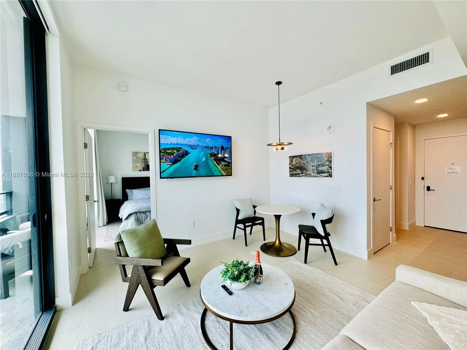 159 NE 6th St # 4807, Miami, FL 33132 photo 11