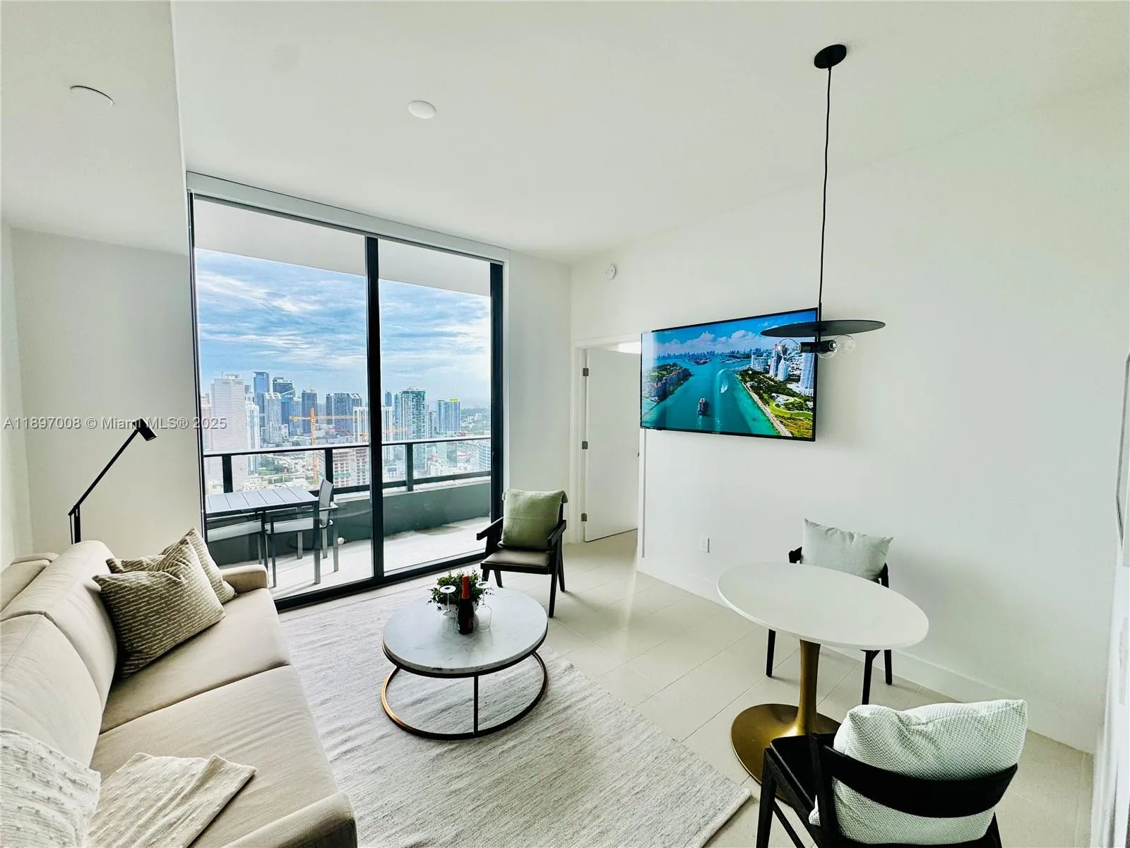159 NE 6th St # 4807, Miami, FL 33132 photo 12