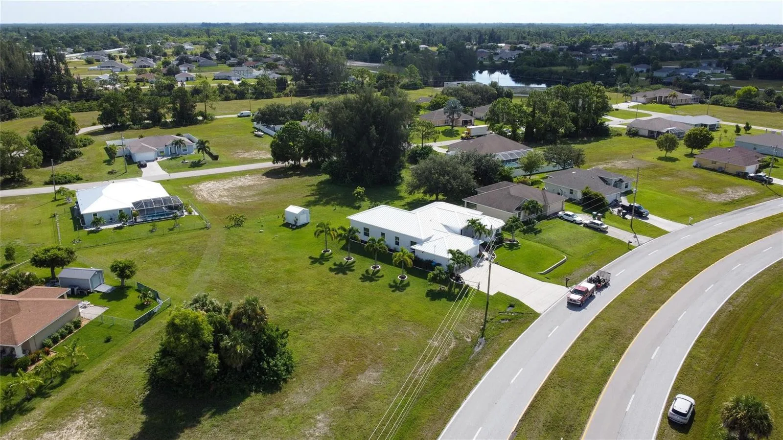 4239 E Gator Circle, Cape Coral, FL 33909 photo 3