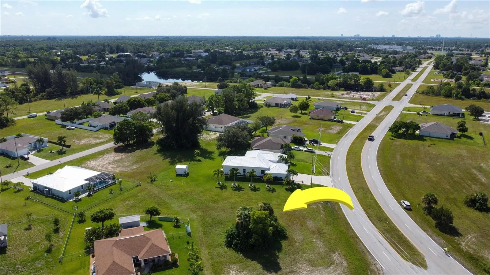 4239 E Gator Circle, Cape Coral, FL 33909 photo 5