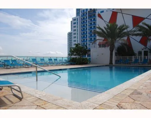 133 NE 2nd Ave # 1715, Miami, FL 33132 photo 13