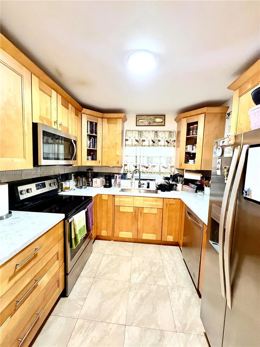 1818 Rodman St # 3A, Hollywood, FL 33020 photo 3
