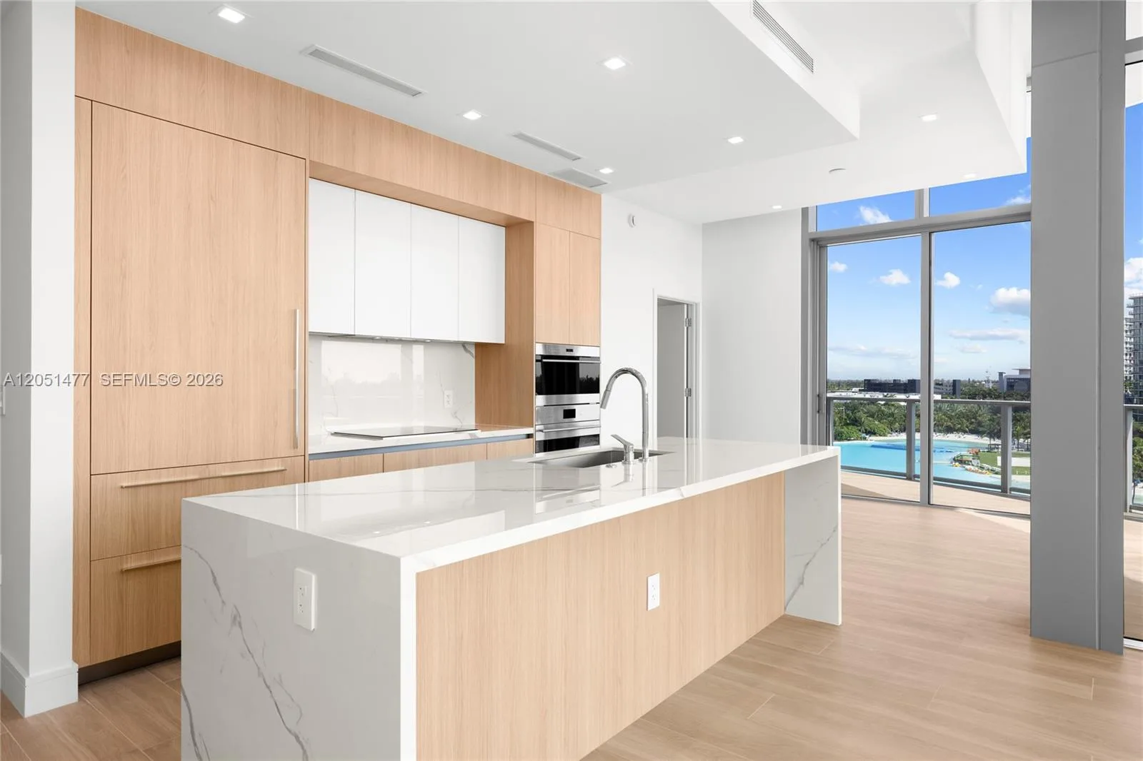 2411 Laguna Cr # 611, Miami, FL 33181 photo 8