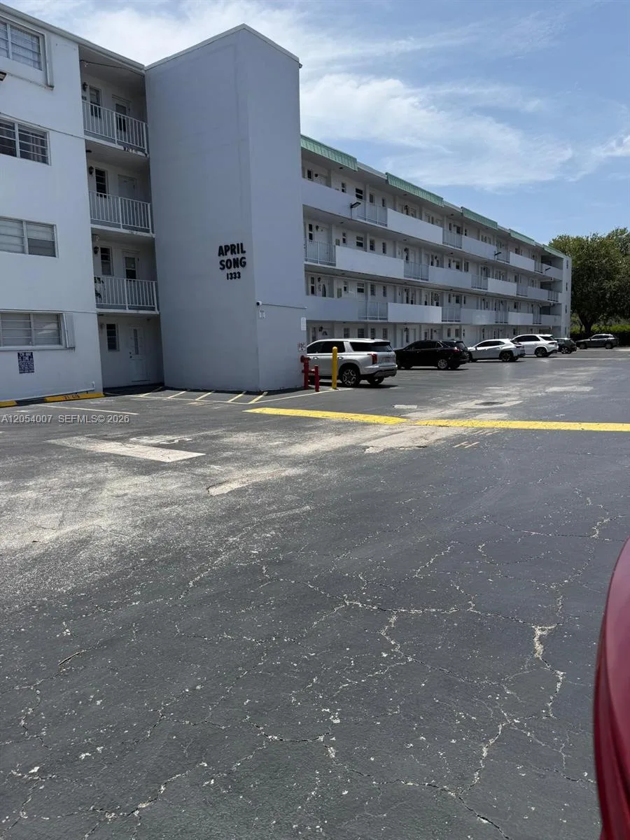 1333 E Hallandale Beach Blvd # 115, Hallandale Beach, FL 33009