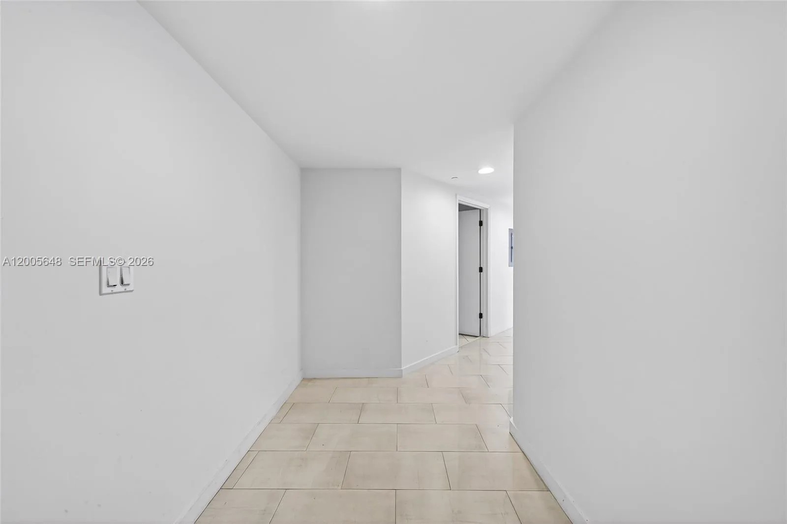 500 Brickell Ave # 501, Miami, FL 33131 photo 12