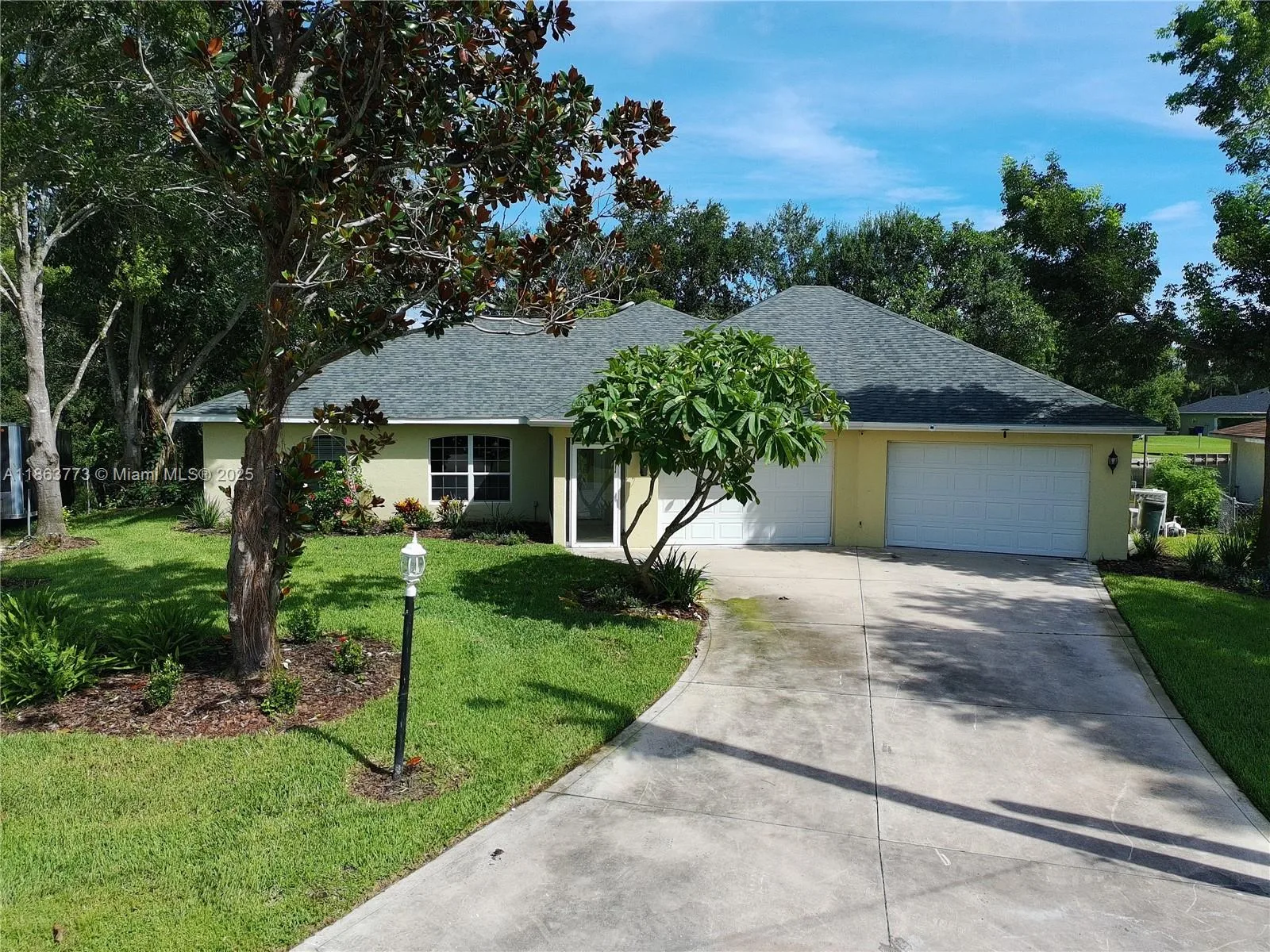 820 Shamrock Drive, Sebring, FL 33875