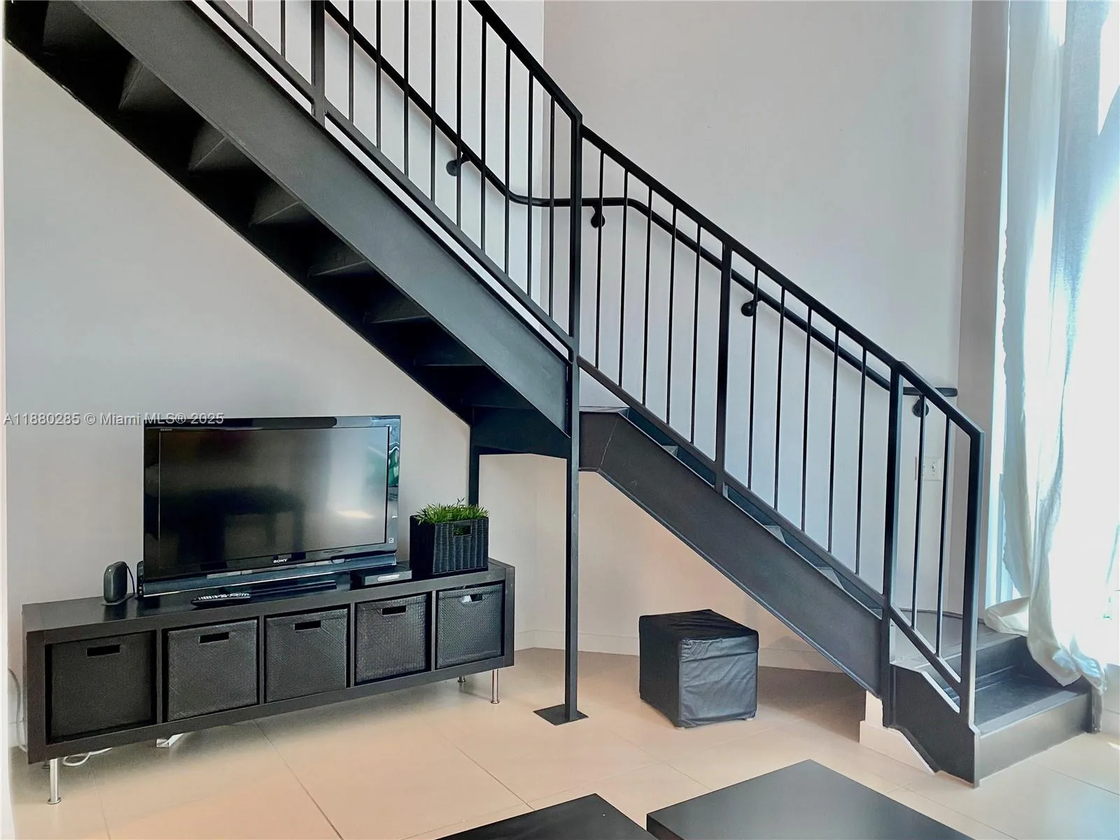 300 S Biscayne Blvd # Loft 604, Miami, FL 33131 photo 6