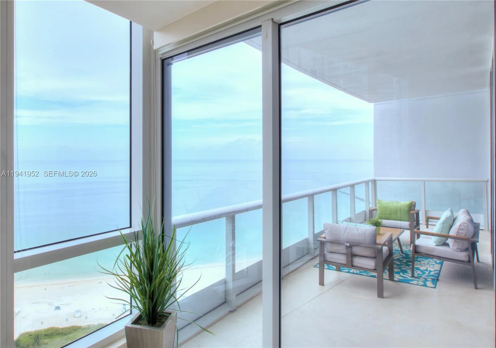100 S Pointe Dr # 2507, Miami Beach, FL 33139 photo 3