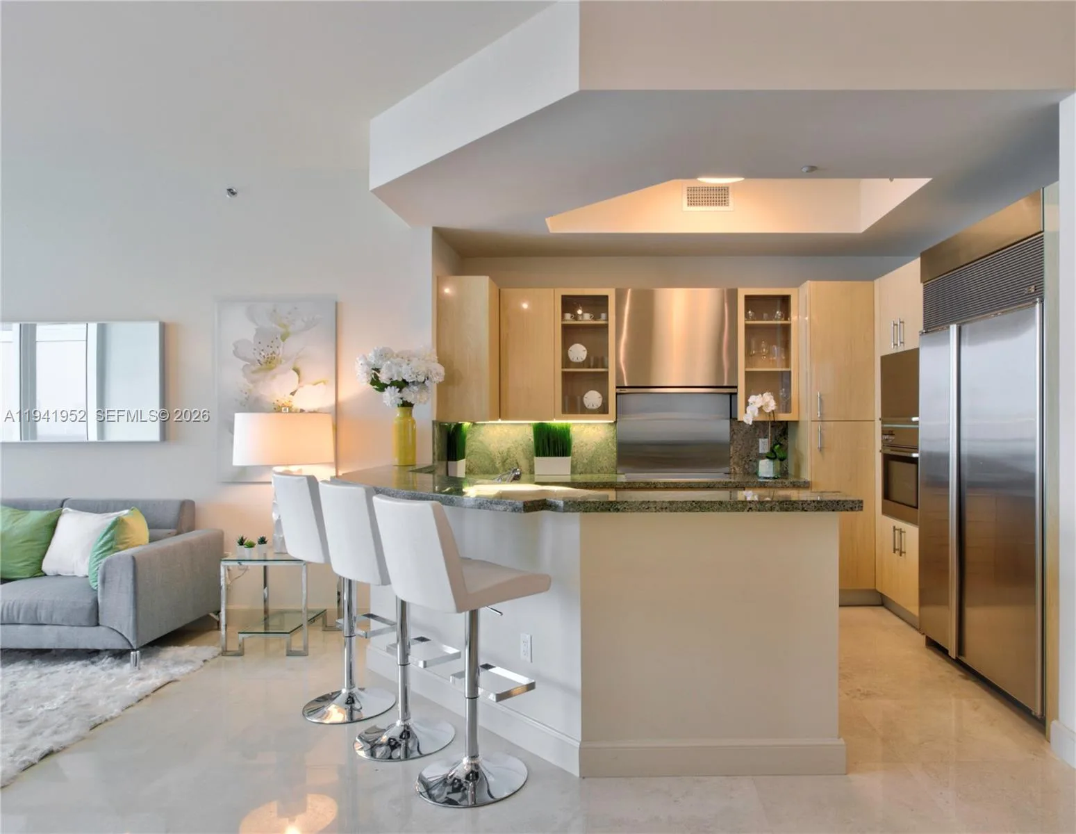 100 S Pointe Dr # 2507, Miami Beach, FL 33139 photo 5