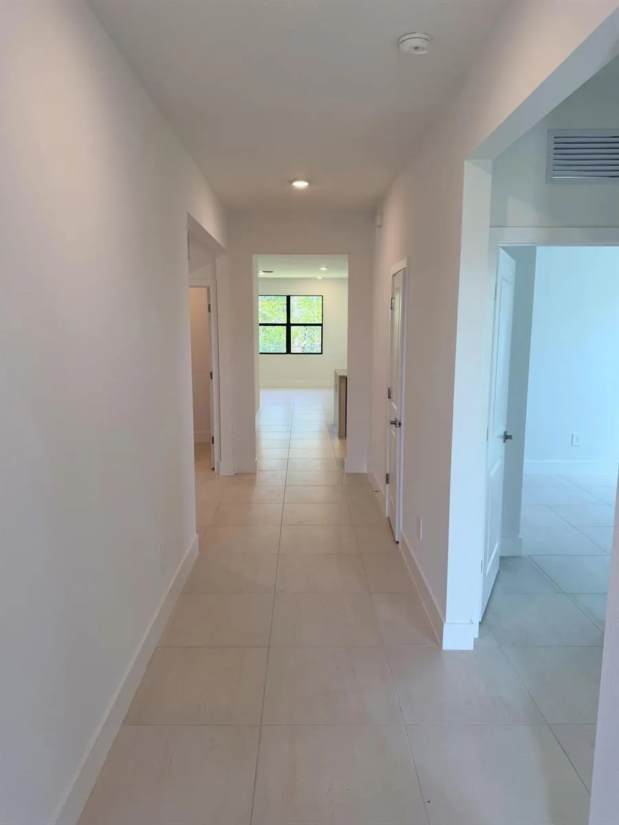 6570 SE Park Trace Drive, Stuart, FL 34997 photo 8