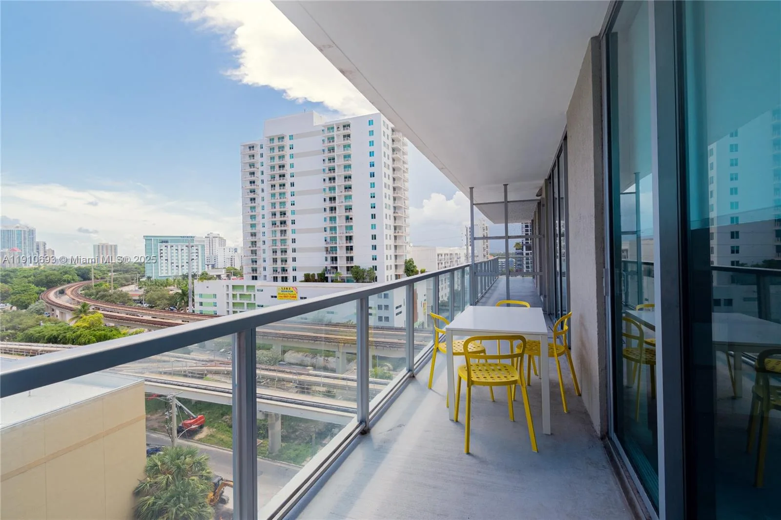 79 SW 12th St # 1002-S, Miami, FL 33130 photo 10