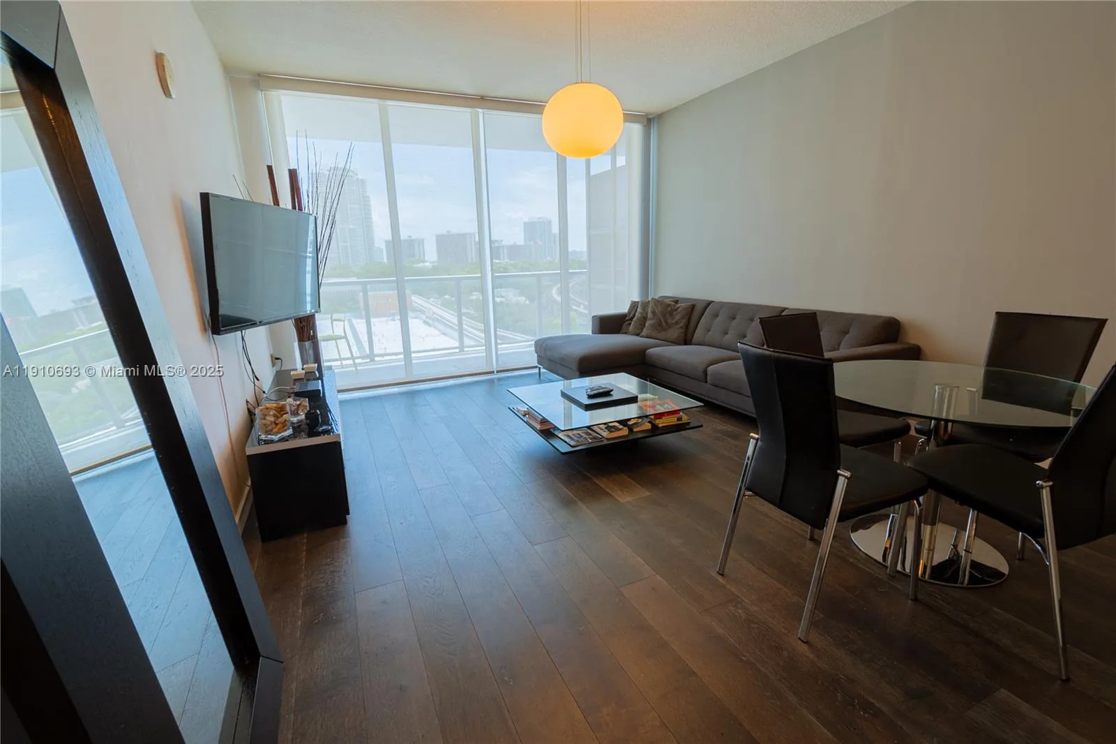 79 SW 12th St # 1002-S, Miami, FL 33130 photo 12