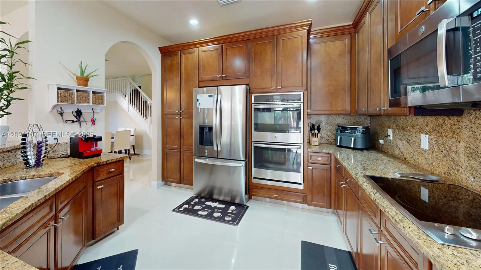 8610 NW 101st Pl, Doral, FL 33178 photo 12