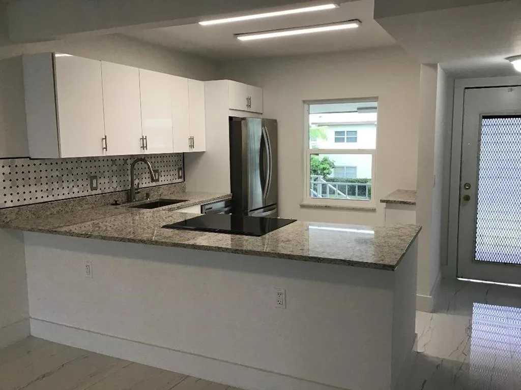7600 NW 4th Place # 207, Margate, FL 33063