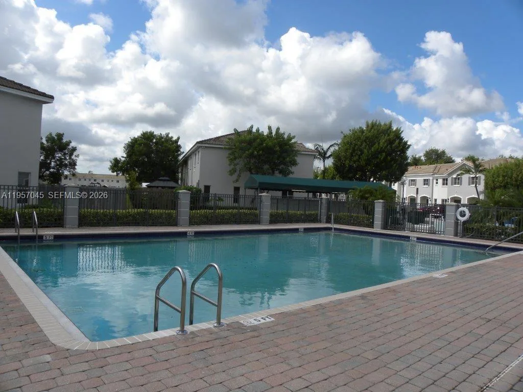 1617 SE 30th St, Homestead, FL 33035 photo 3
