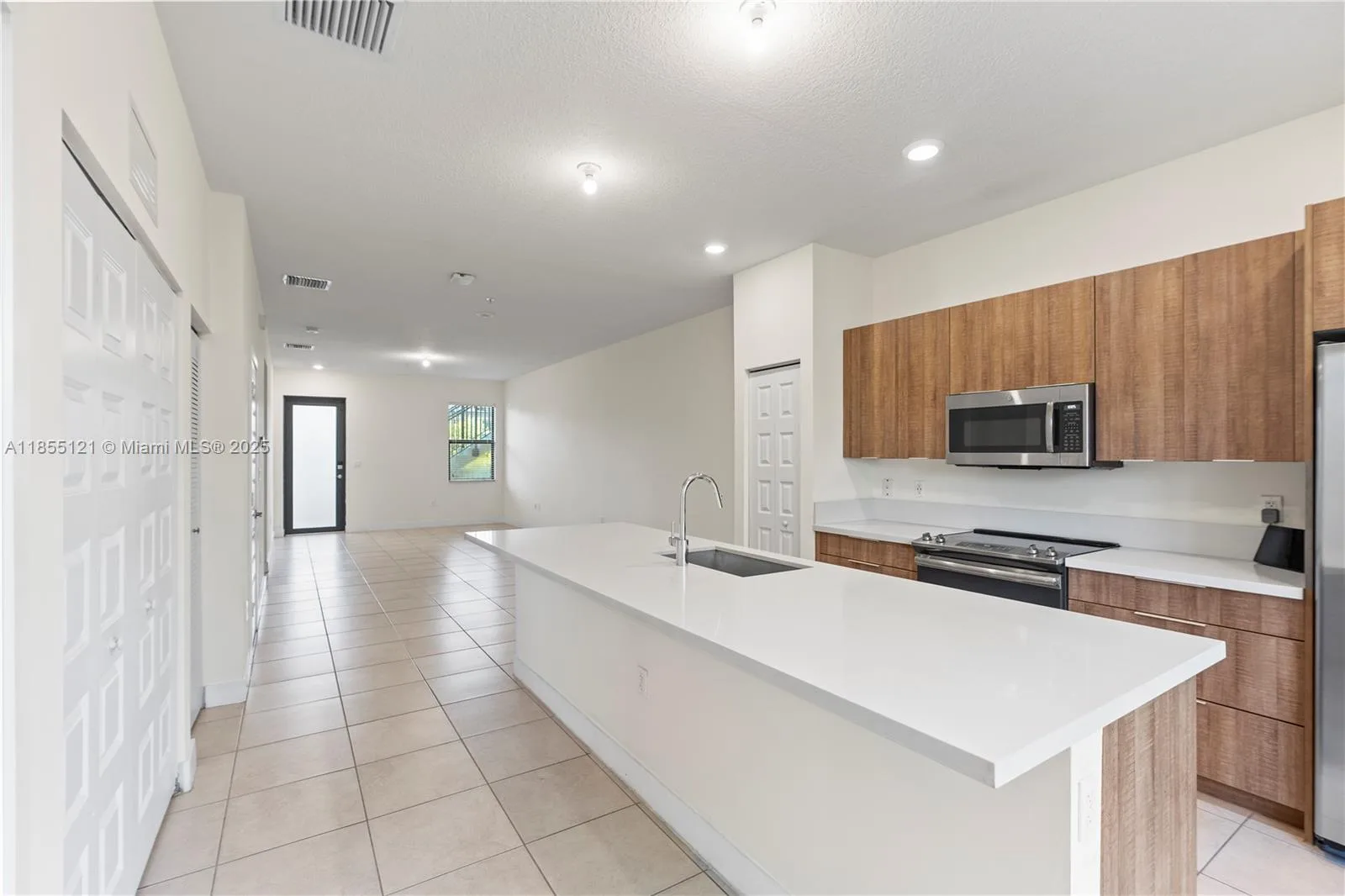 7831 NW 104th Ave # 22, Doral, FL 33178 photo 13