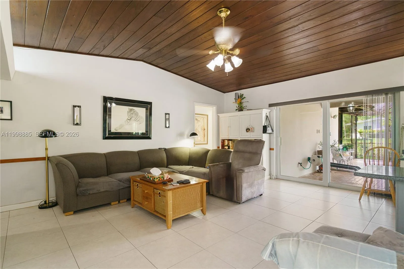 11490 SW 72nd Ct, Pinecrest, FL 33156 photo 5