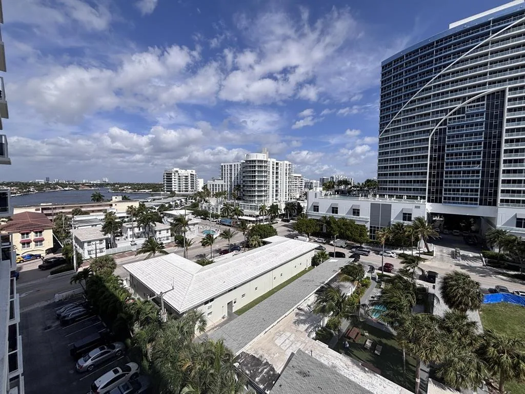 336 N Birch Road # 8d, Fort Lauderdale, FL 33304 photo 6