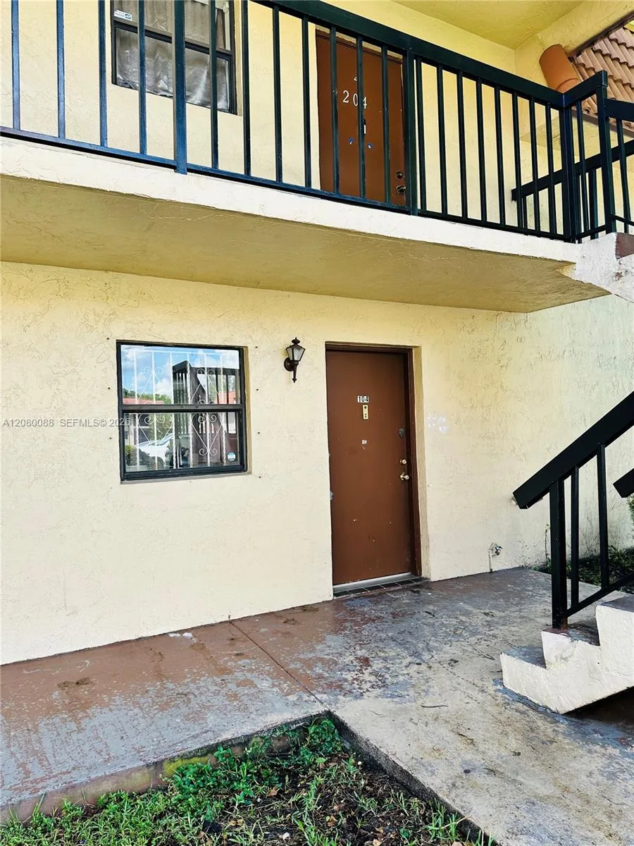 6565 W 26th Dr # 34-104, Hialeah, FL 33016 photo 11