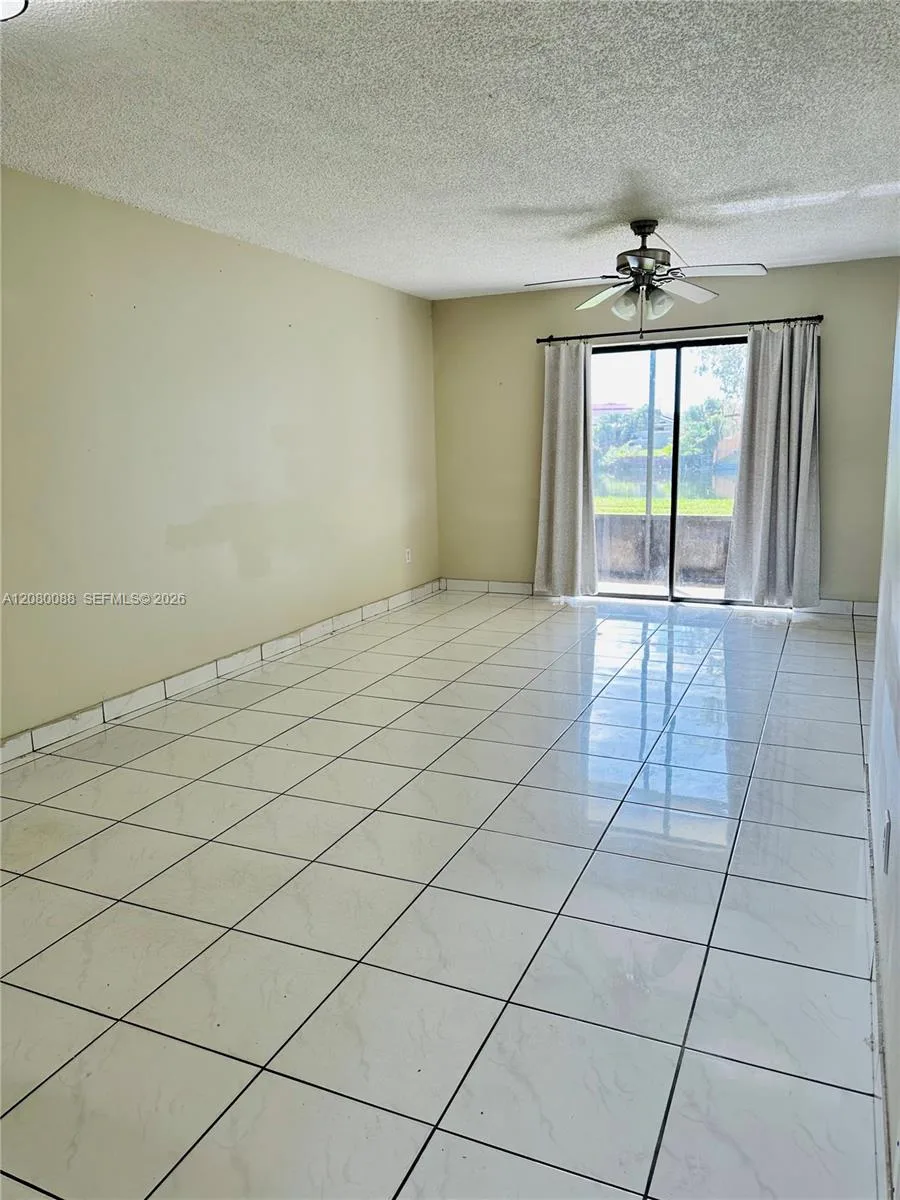 6565 W 26th Dr # 34-104, Hialeah, FL 33016 — zdjęcie 4