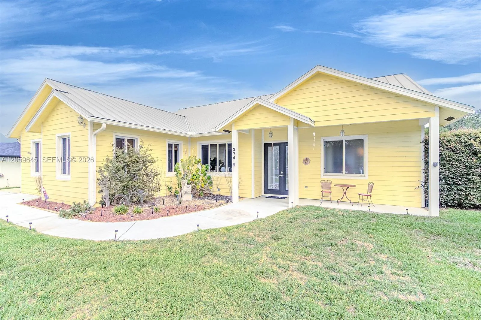 374 Parker St NE, Lake Placid, FL 33852 photo 4