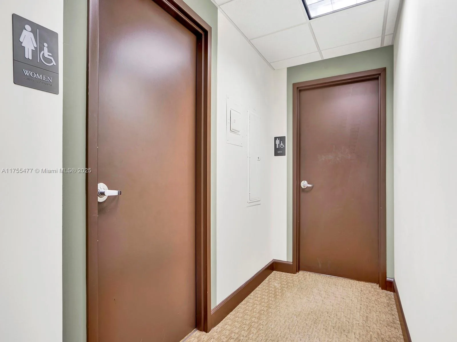 4070 Laguna St, Coral Gables, FL 33146 photo 8