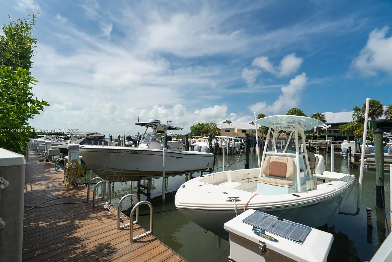 9812 Windward Ave, Key Largo, FL 33037