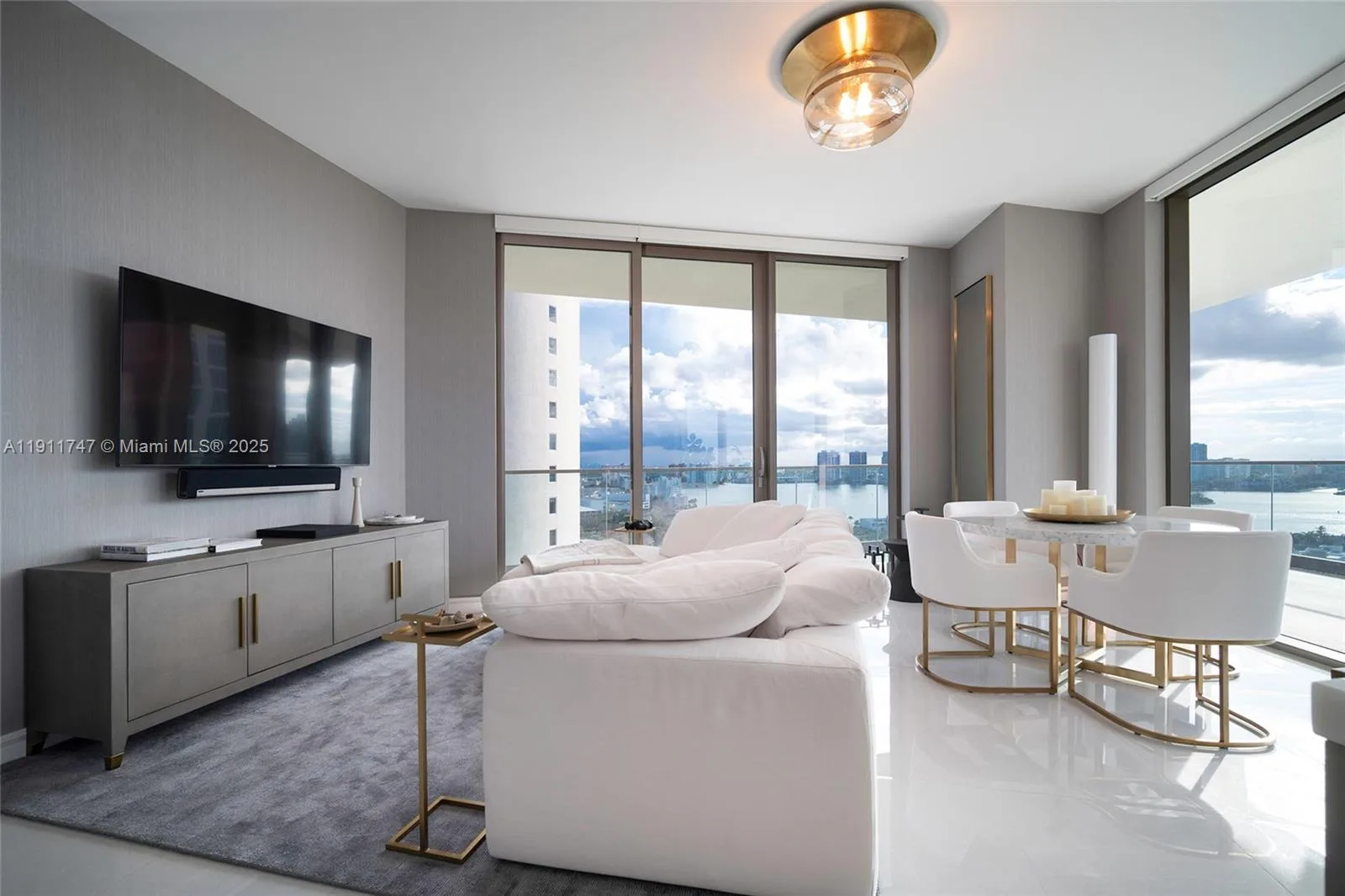 18975 Collins Ave # 1705, Sunny Isles Beach, FL 33160 photo 2