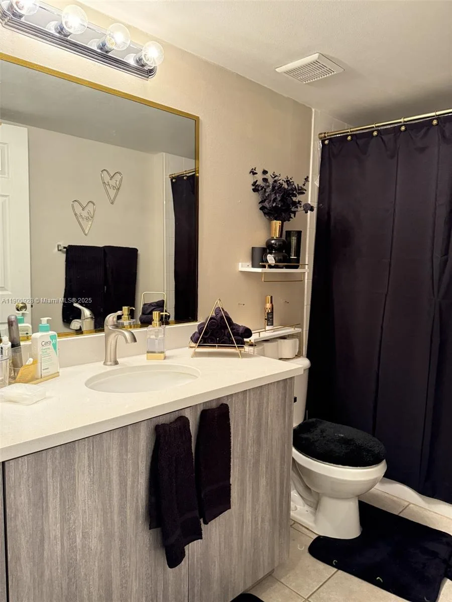 5015 Wiles Rd # 207, Coconut Creek, FL 33073 photo 9