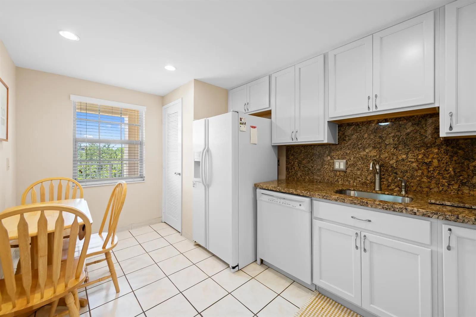 3510 Oaks Way # 406, Pompano Beach, FL 33069 photo 8