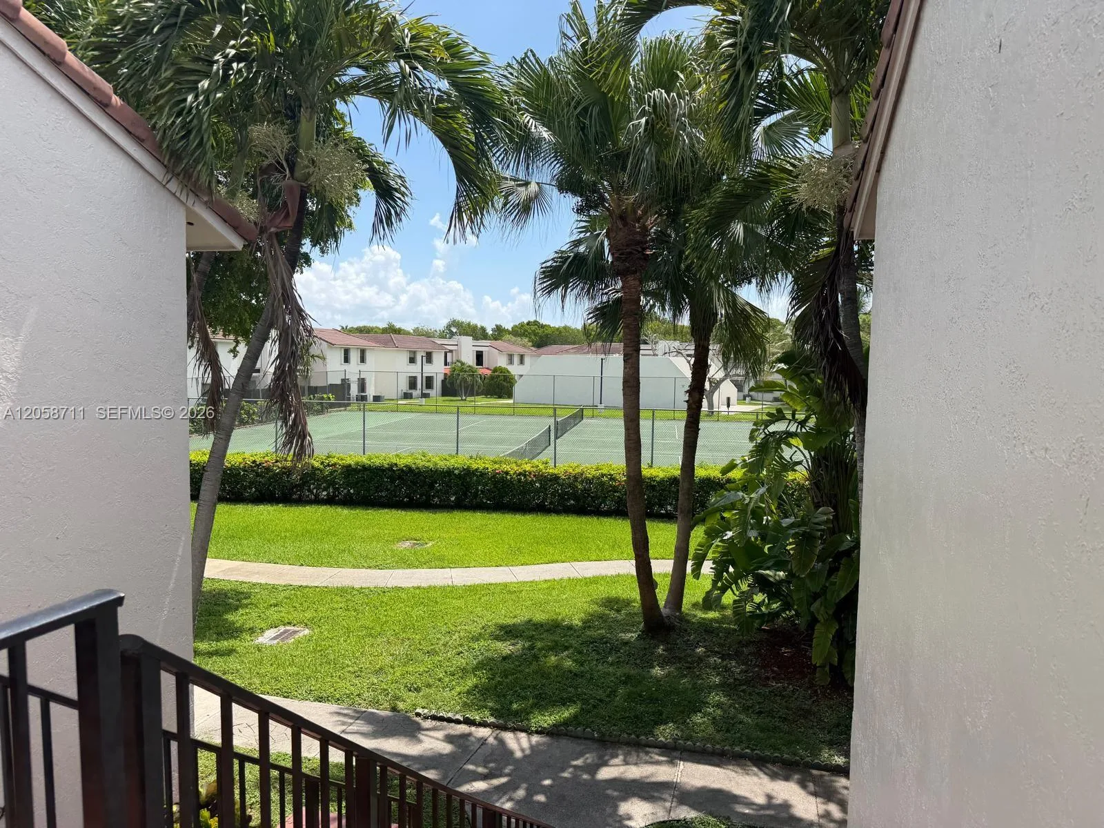 10875 NW 7th St # 23-36, Miami, FL 33172 photo 12