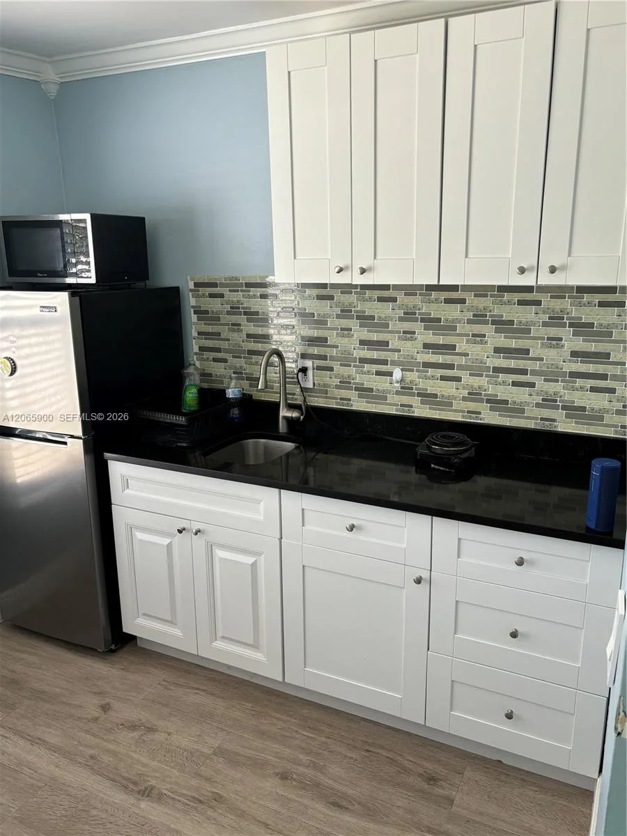 15050 Pierce St # 1, Miami, FL 33176 photo 3