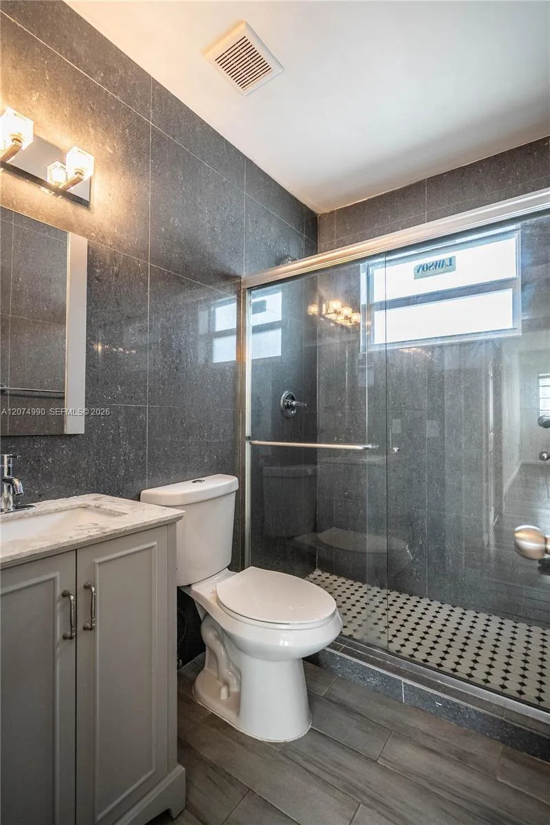 1120 Euclid Ave # 9, Miami Beach, FL 33139 photo 11