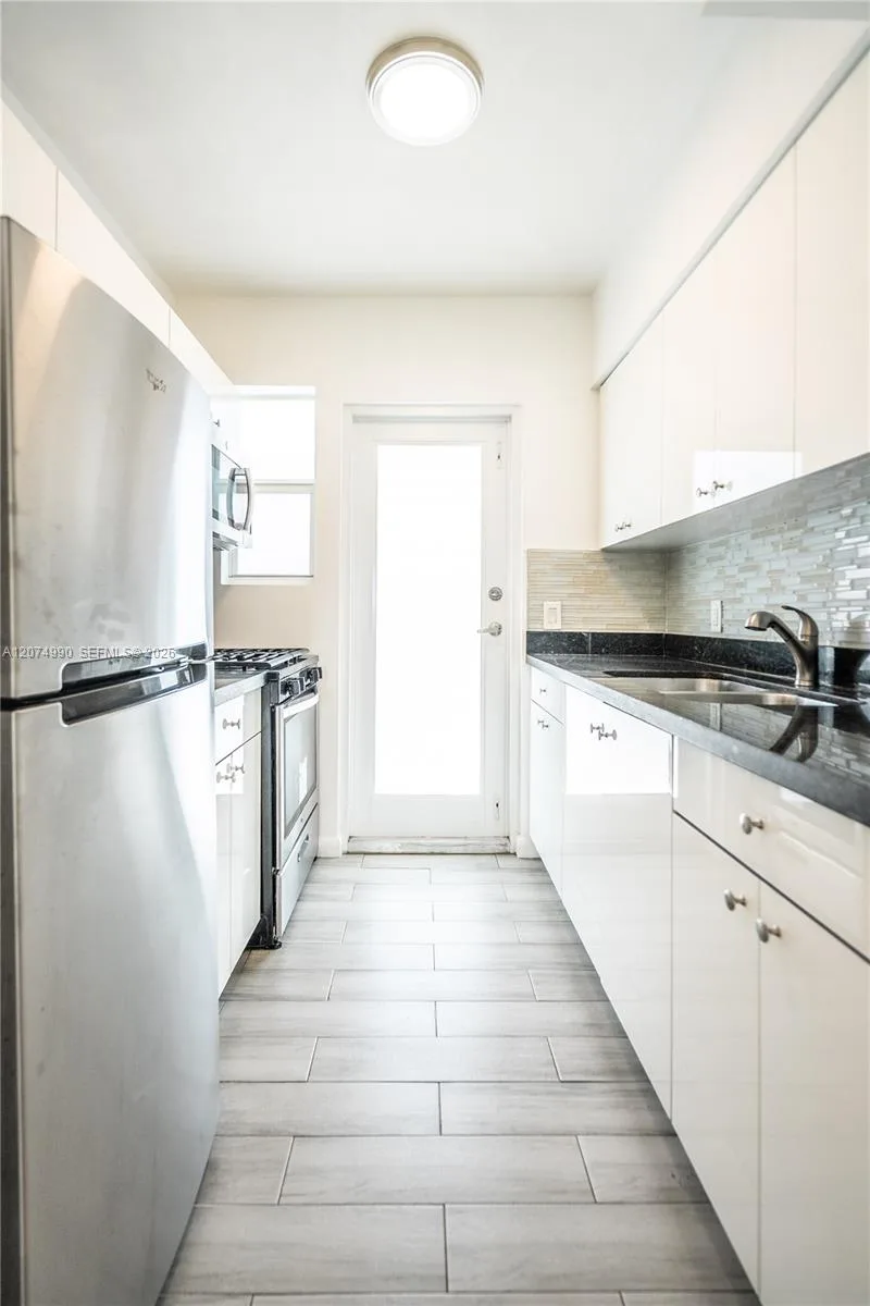 1120 Euclid Ave # 9, Miami Beach, FL 33139 photo 7