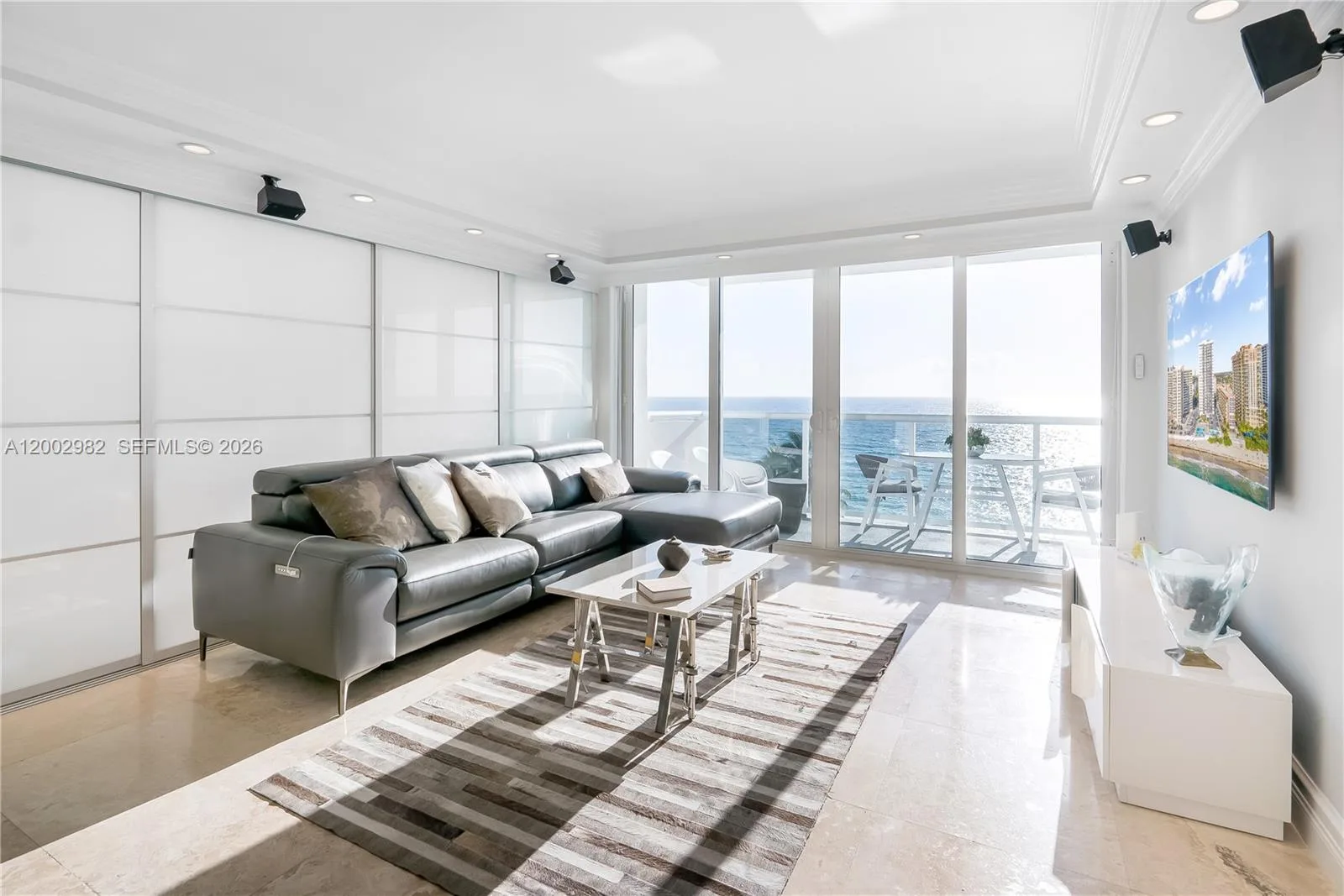 3140 S Ocean Dr (Avail 7/15-11/15 flex) # 606, Hallandale Beach, FL 33009 photo 3