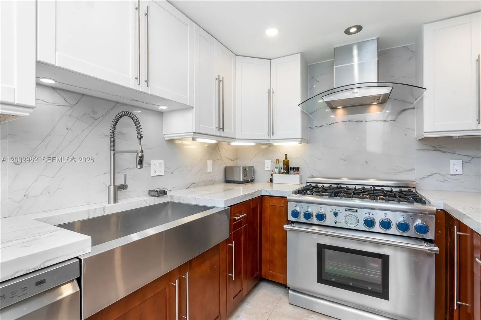 3140 S Ocean Dr (Avail 7/15-11/15 flex) # 606, Hallandale Beach, FL 33009 photo 8