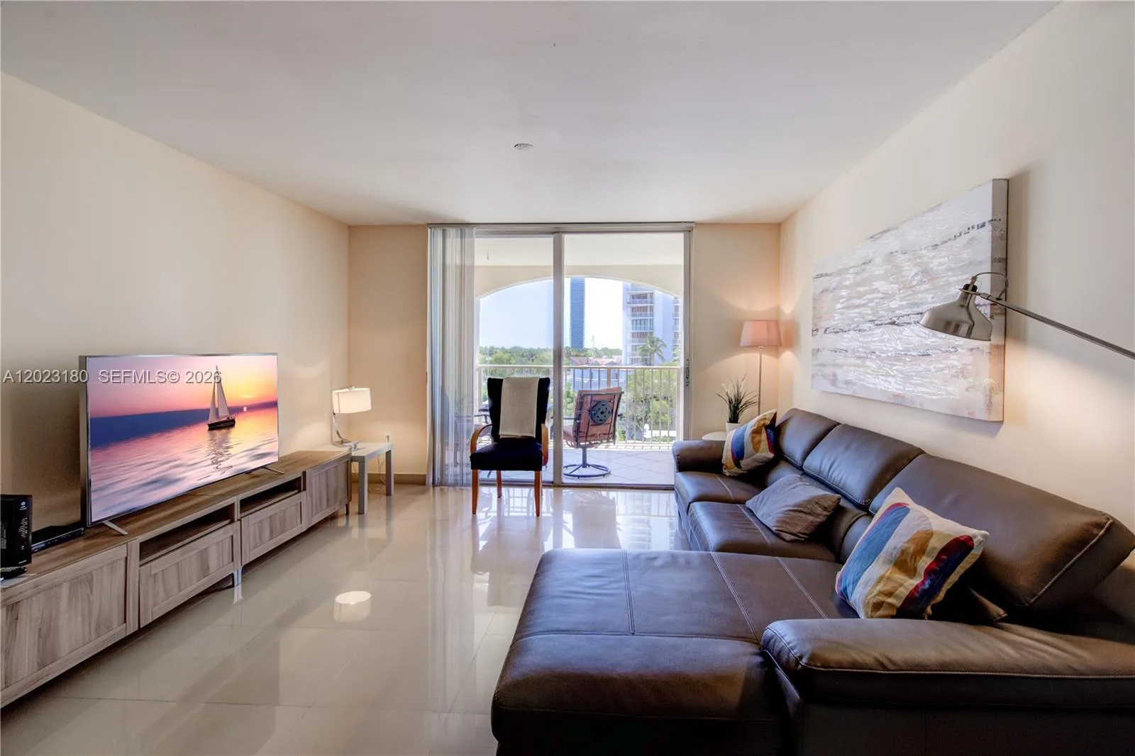 19601 E Country Club Dr # 7606, Aventura, FL 33180