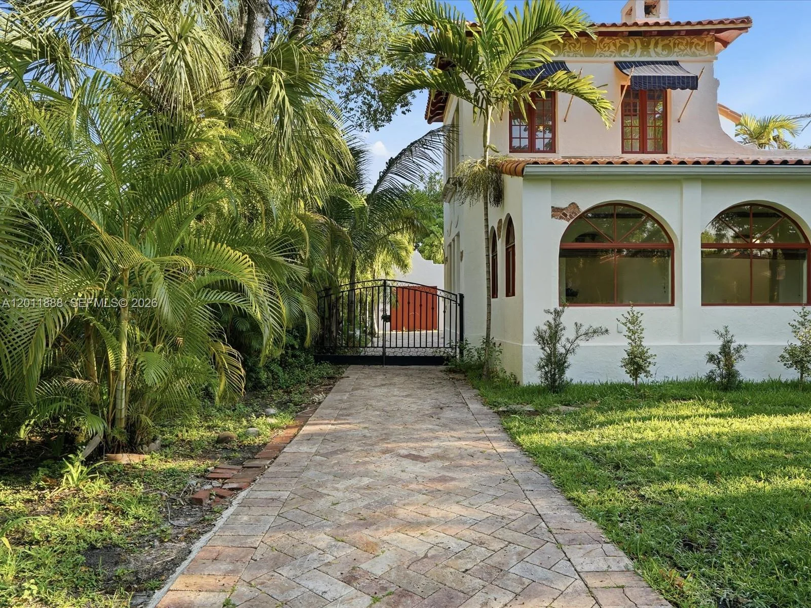 1137 Asturia Ave, Coral Gables, FL 33134 photo 7
