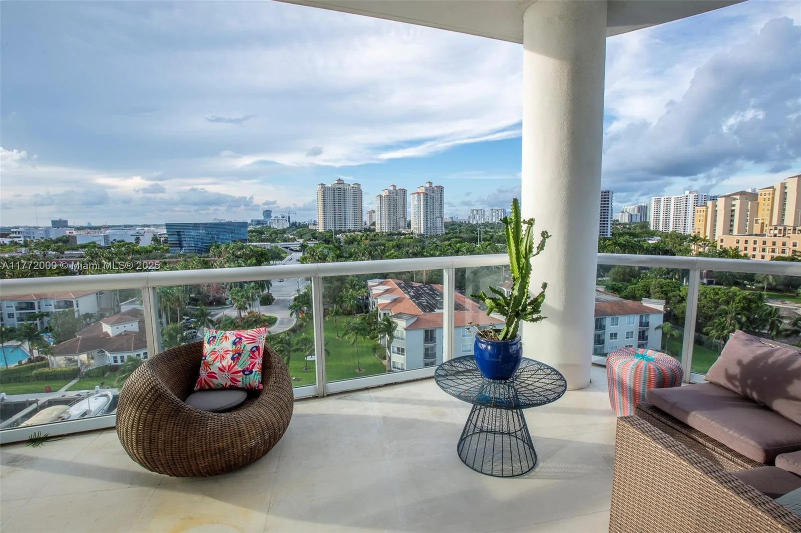 3131 NE 188th St # 2-1002, Aventura, FL 33180