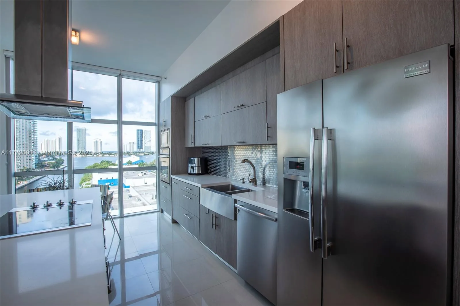 3131 NE 188th St # 2-1002, Aventura, FL 33180 photo 13