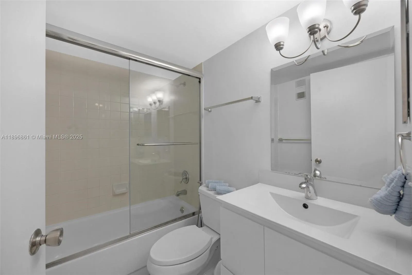 770 Claughton Island Dr # 1712, Miami, FL 33131 photo 11
