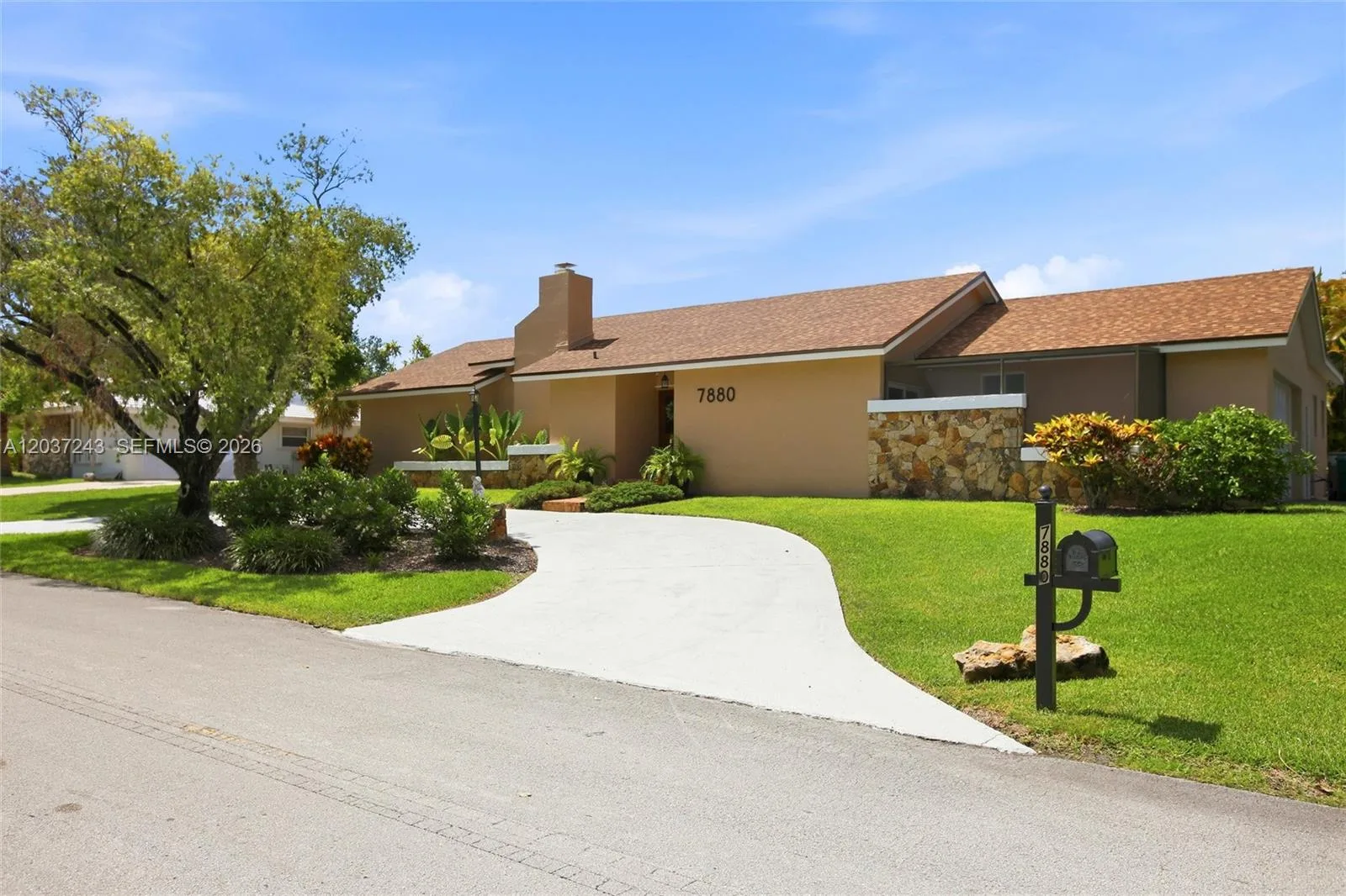 7880 SW 180th Ter, Palmetto Bay, FL 33157