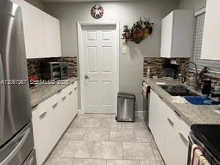 20121 SW 117th Ave, Miami, FL 33177 photo 12
