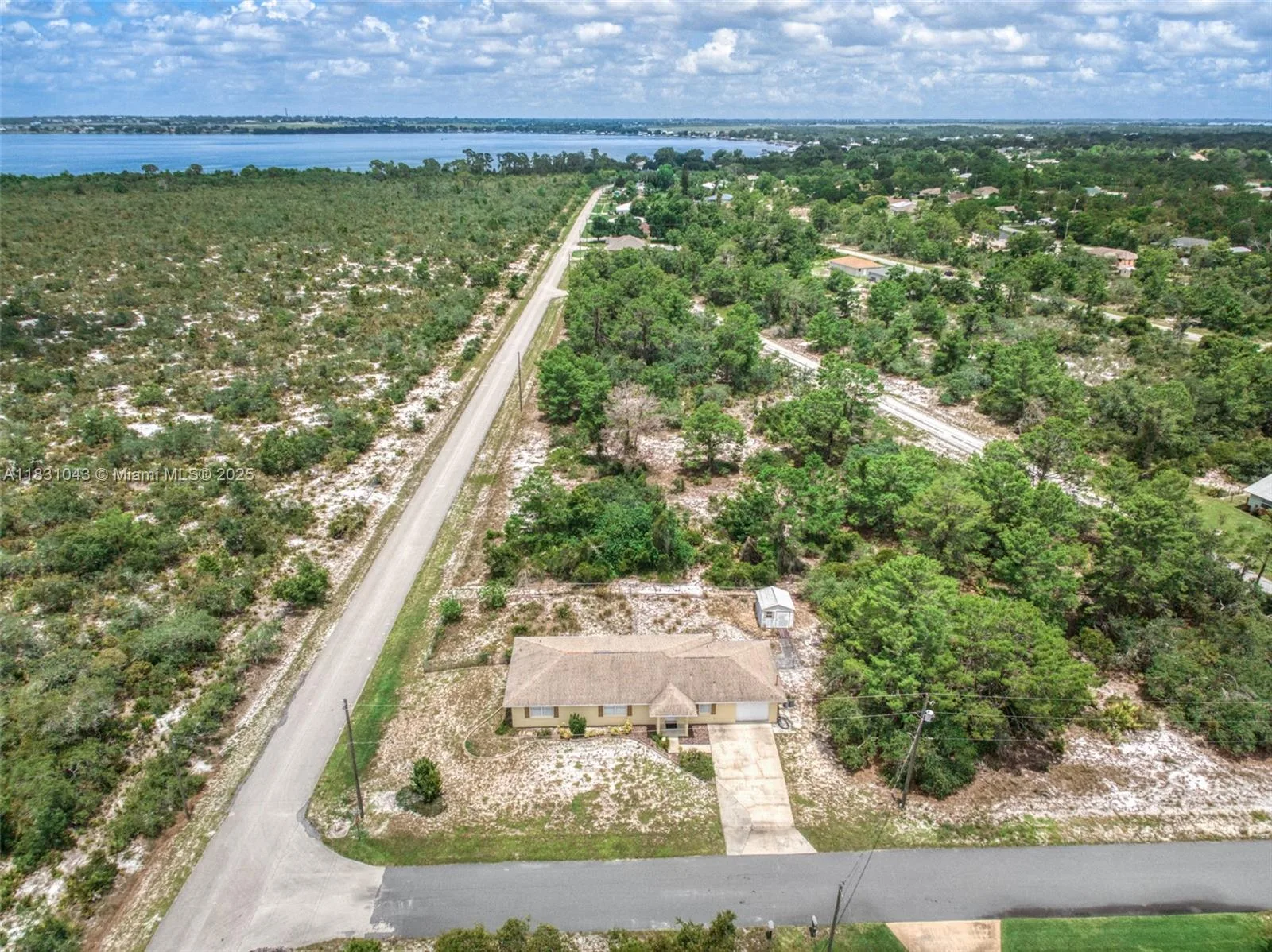 100 Kayla Ave, Lake Placid, FL 33852 photo 2